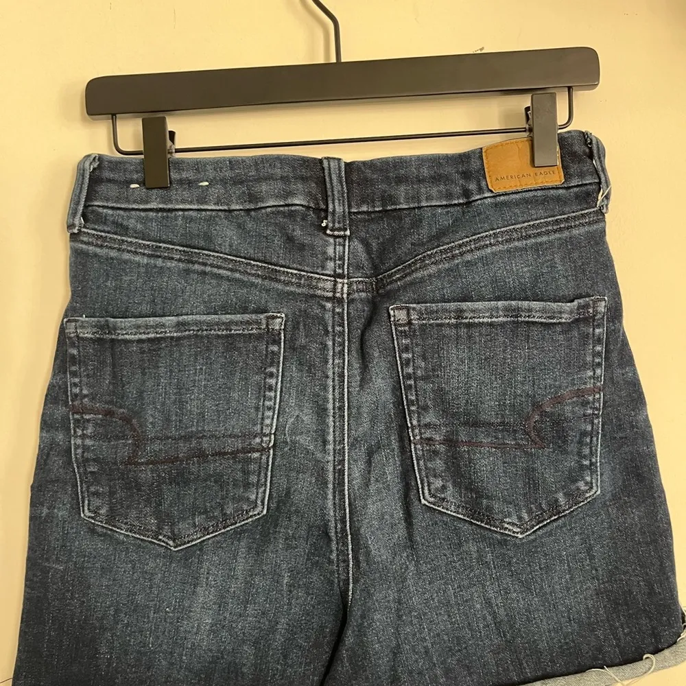 American Eagle Curvy Super Hi-Rise Shorts. - Image 2