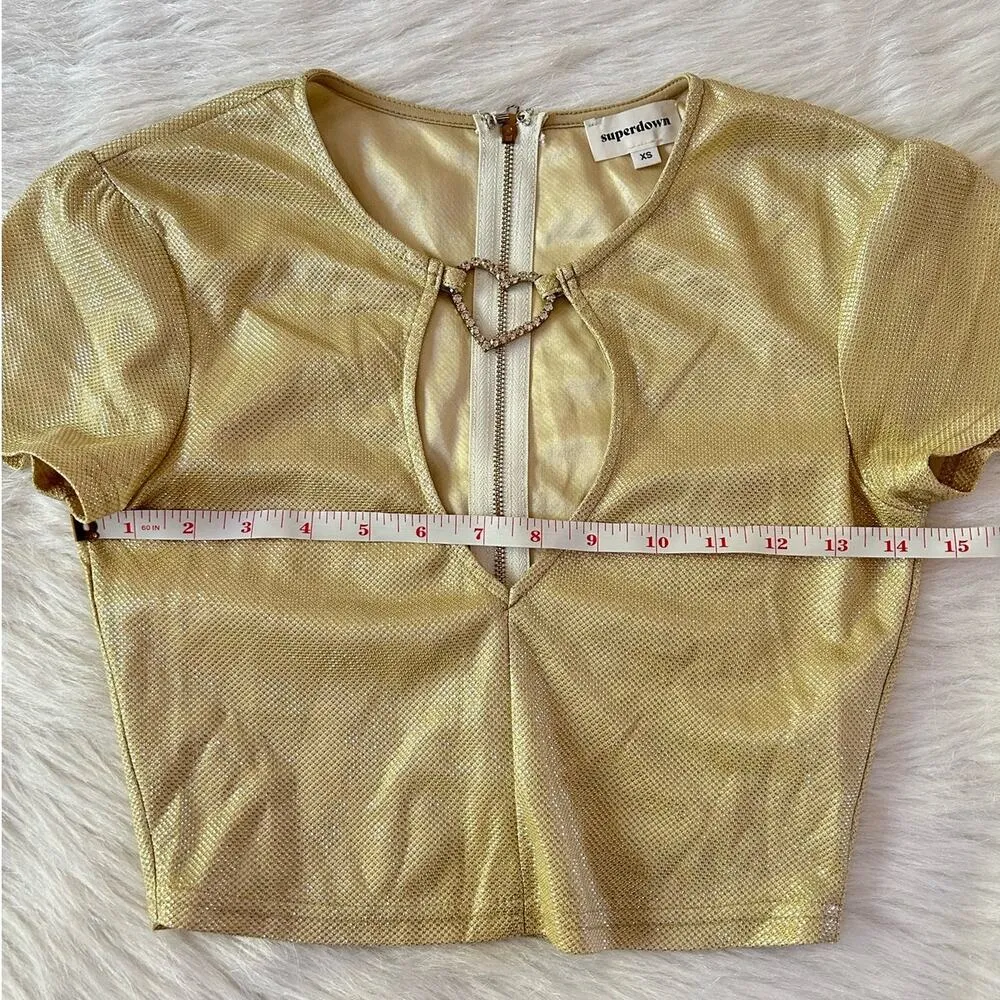 Revolve Superdown Kristin Crop Top Gold Crystal Heart Cutout Size XS Gold Wire - Image 13