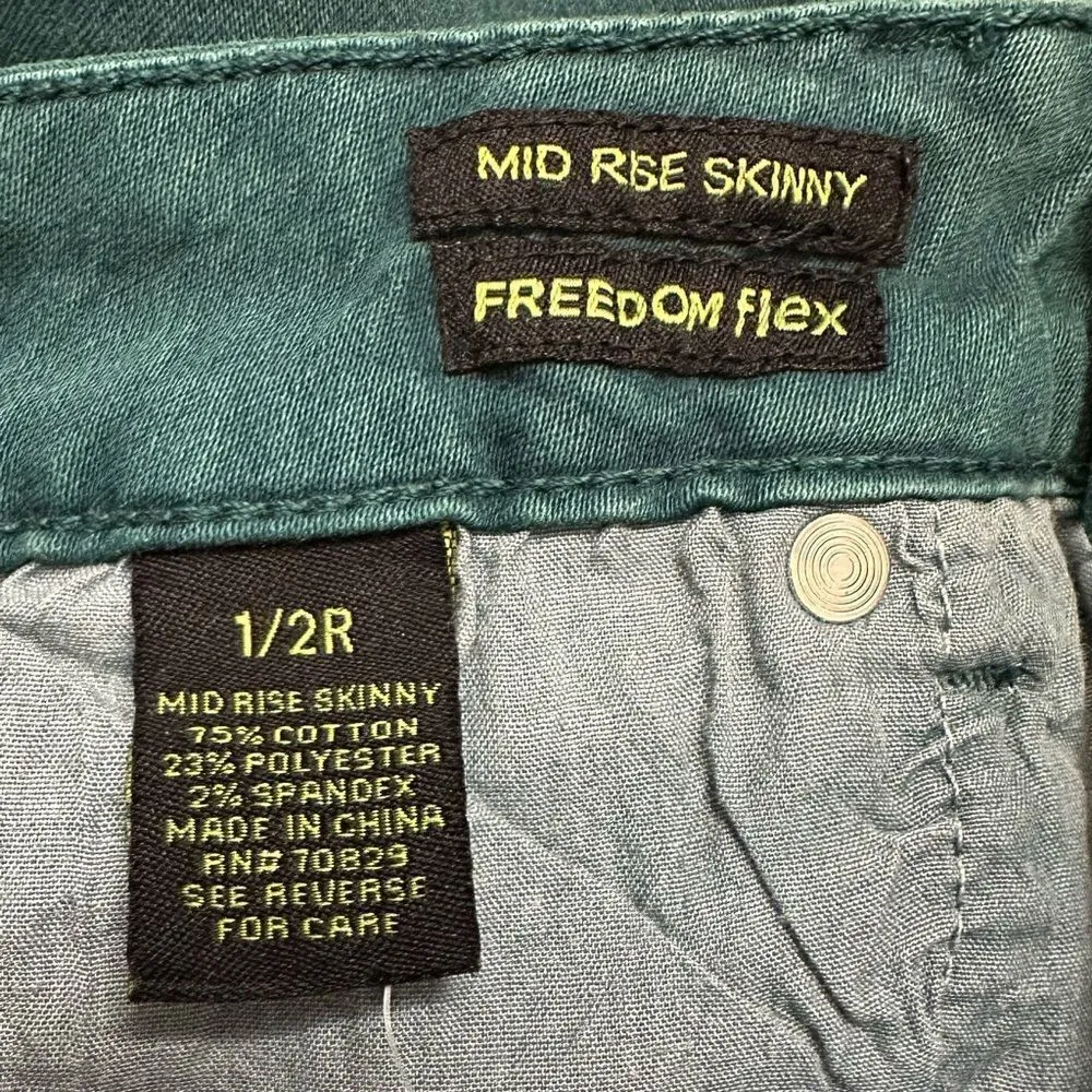 Rue21 Green Freedom Flex Mid Rise Skinny Jeans - Image 8