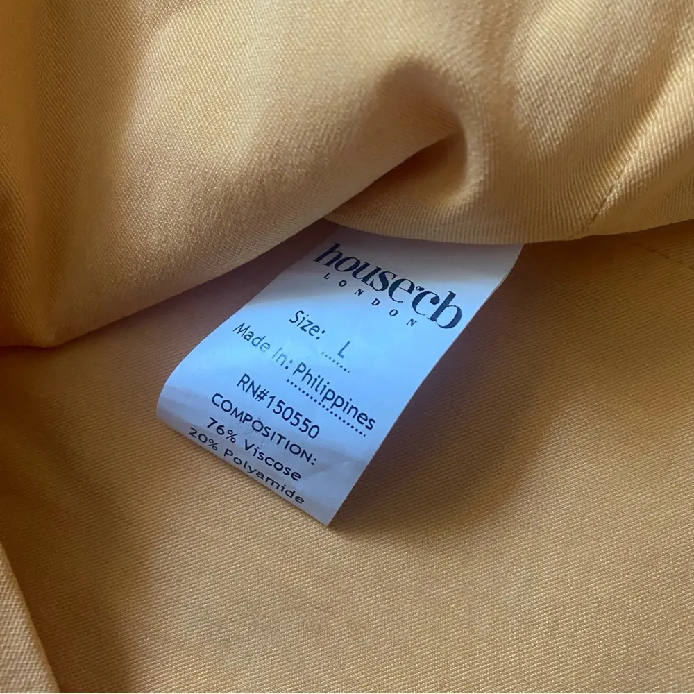 NWOT House of CB Nisha tangerine mini sculpting skirt! - Image 8