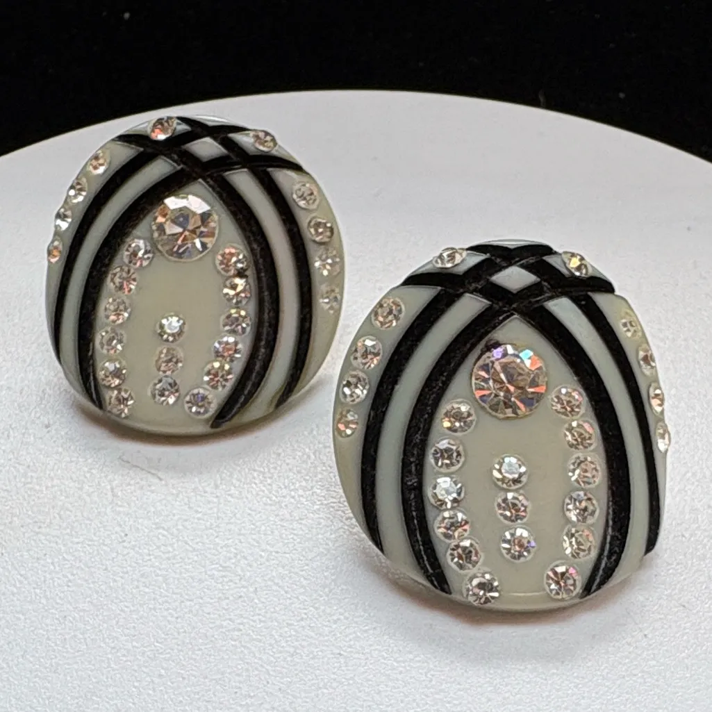Chic Black Etched Studded with Rhinestone Earrings NWT - Image 4