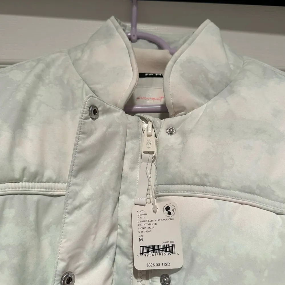 Free People Movement Bunny Slope Printed Puffer Mountain Mint Sage Medium NWT - Image 7