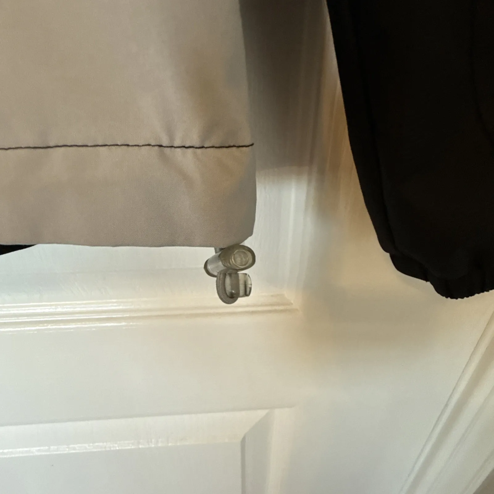 New Balance Womens Ladies Small Mesh Lined Windbreaker‎ Black Gray - Image 6