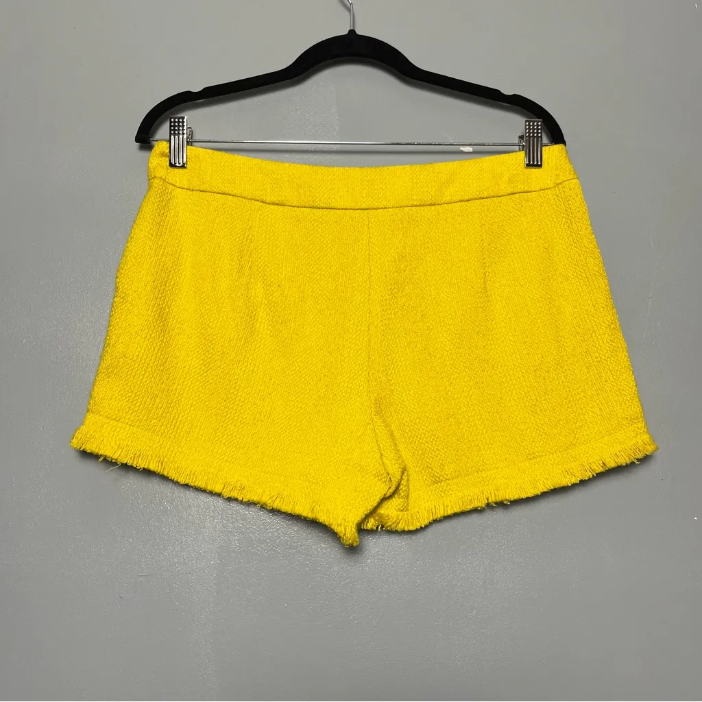 Trina Turk Tweed Crazy Daizy Yellow Fringe Shorts Women’s Size 4 - Image 2