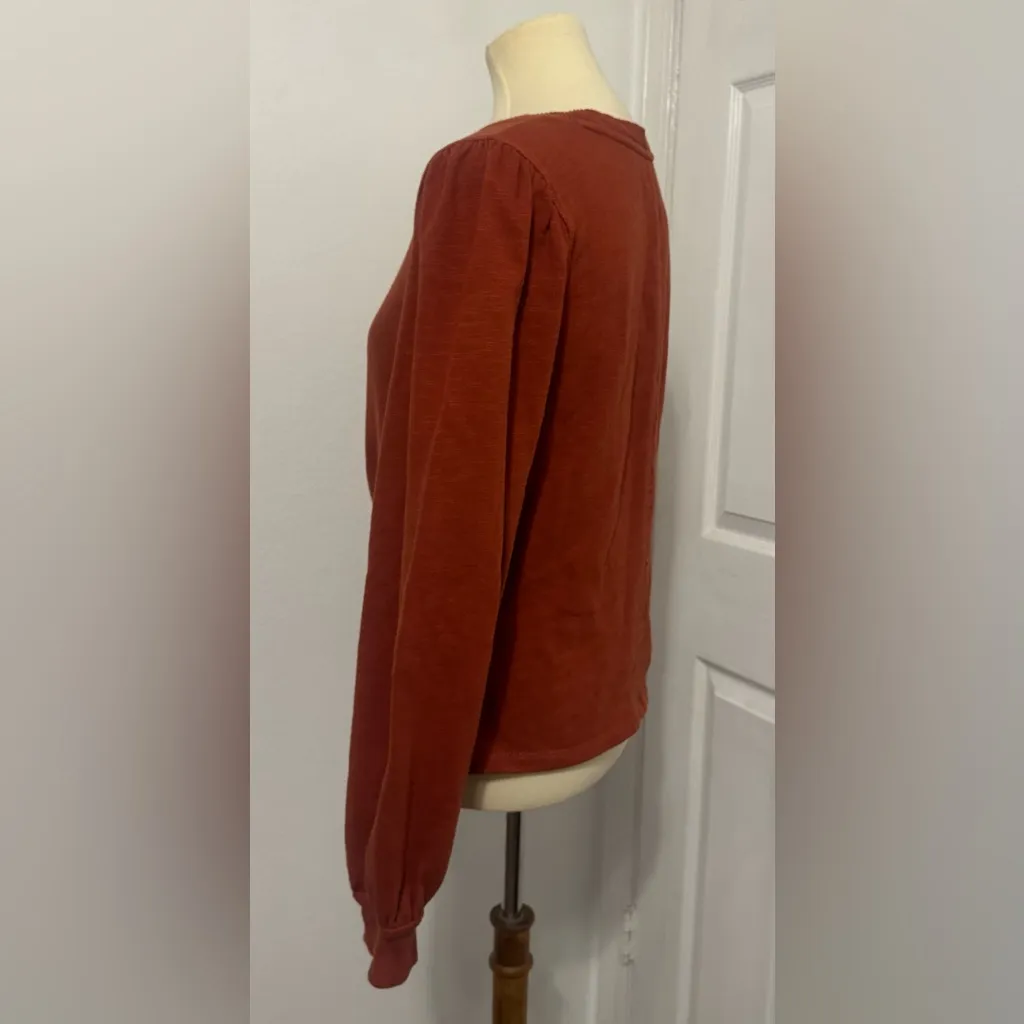 Pilcro Anthropologie Twist Front Sweatshirt Rust Copper NWT Size Medium - Image 2