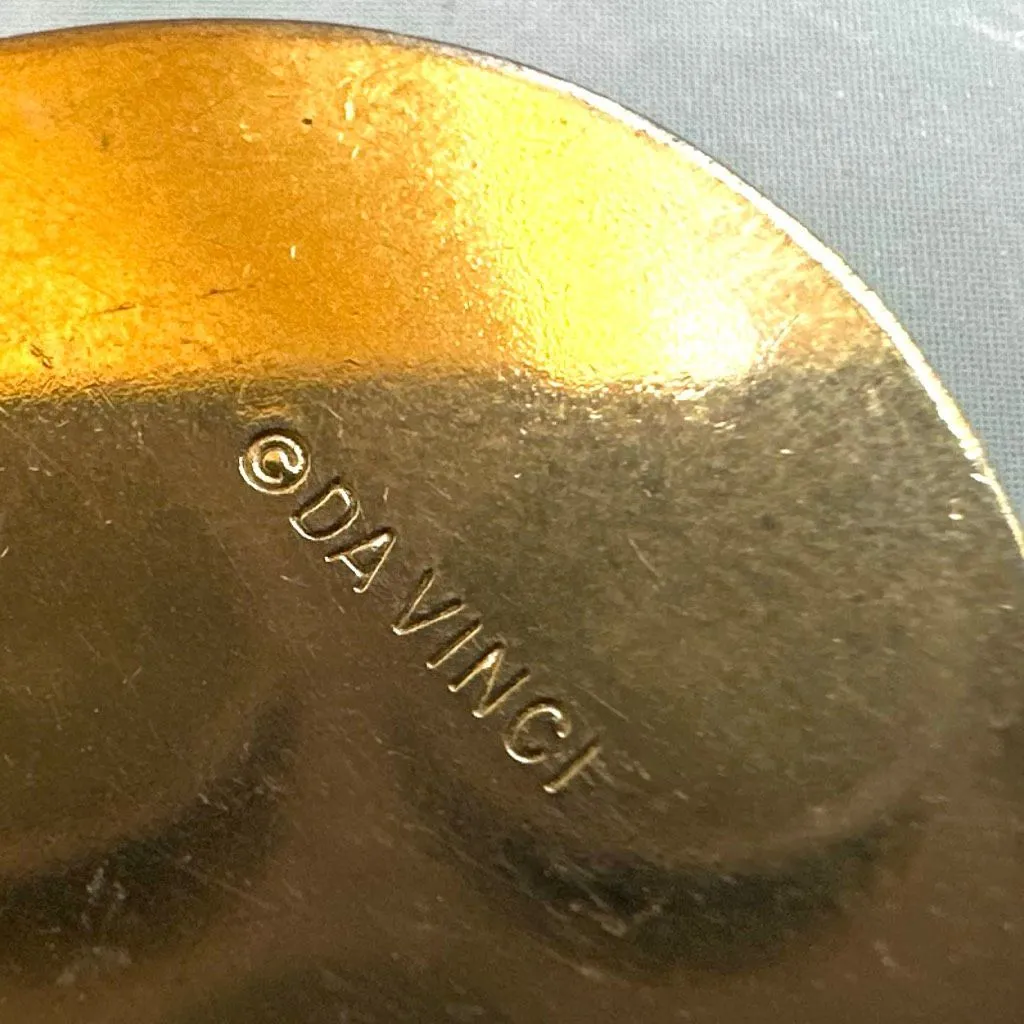 DaVinci Floral Still Life Brooch - Image 5