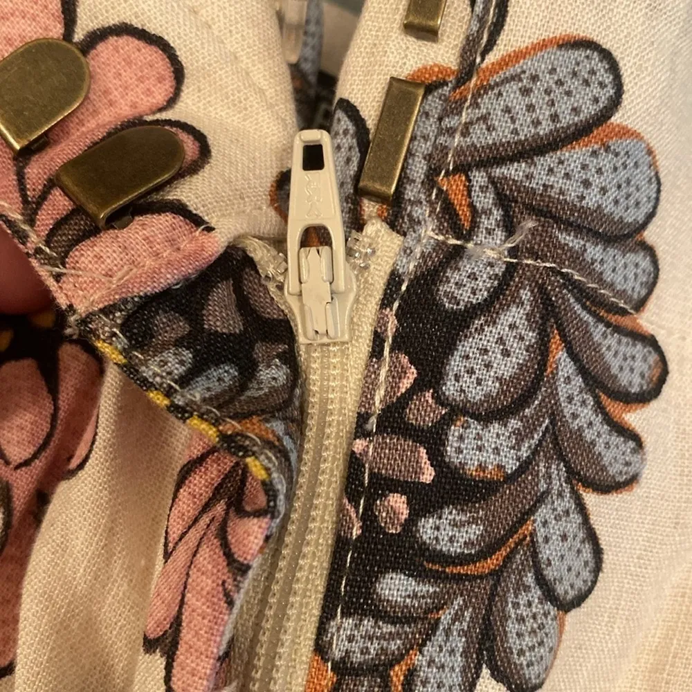 LOFT Linen Blend Dress Shorts  Lilac Blue Dahlia Cream Floral Size 8 - Image 7