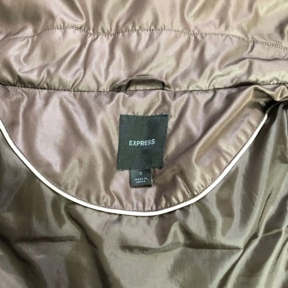 EXPRESS  Chocolate Brown Sleeveless Puffer Feather Filled Jacket - Image 5