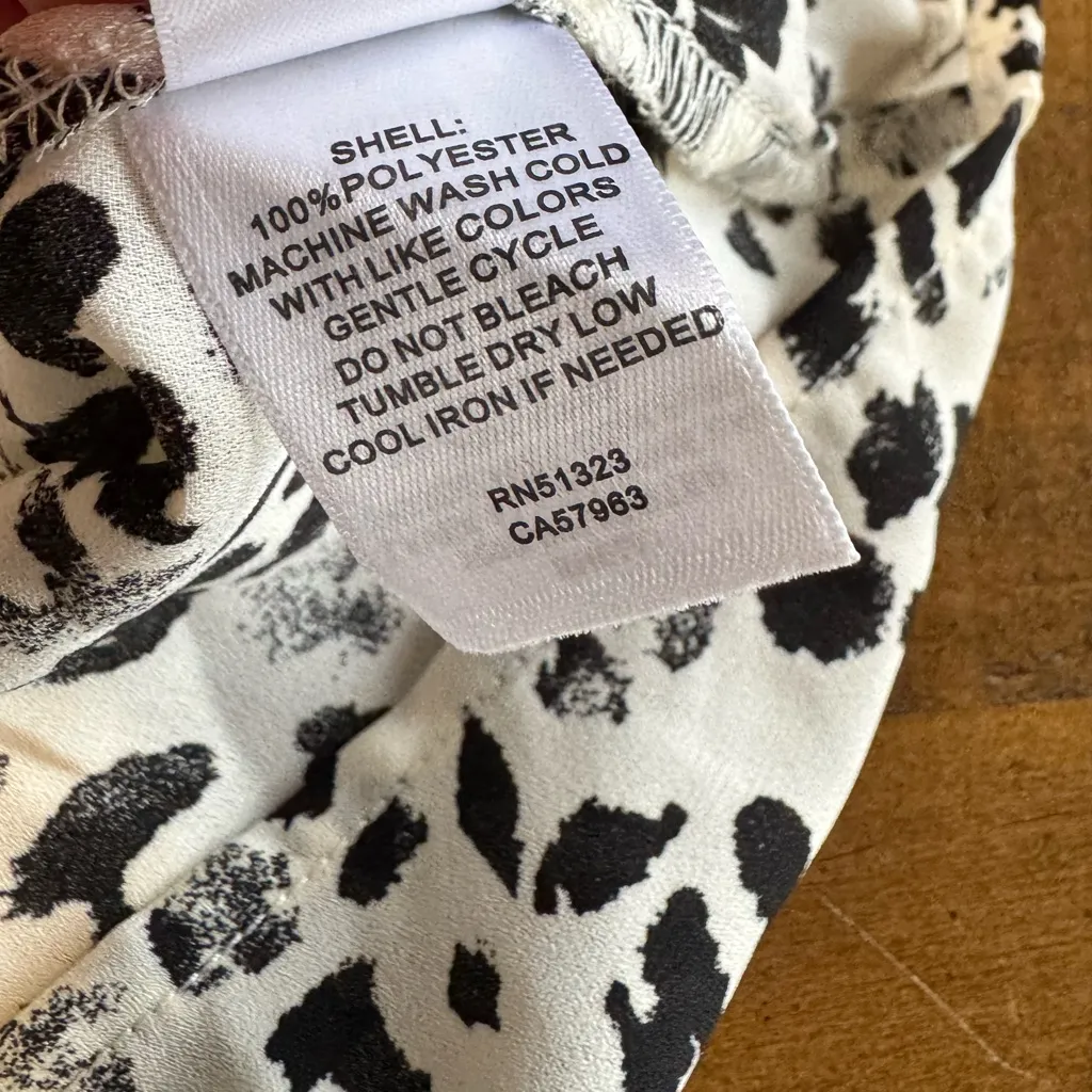 Halogen  animal Print sleeveless blouse size 3X nwot - Image 5