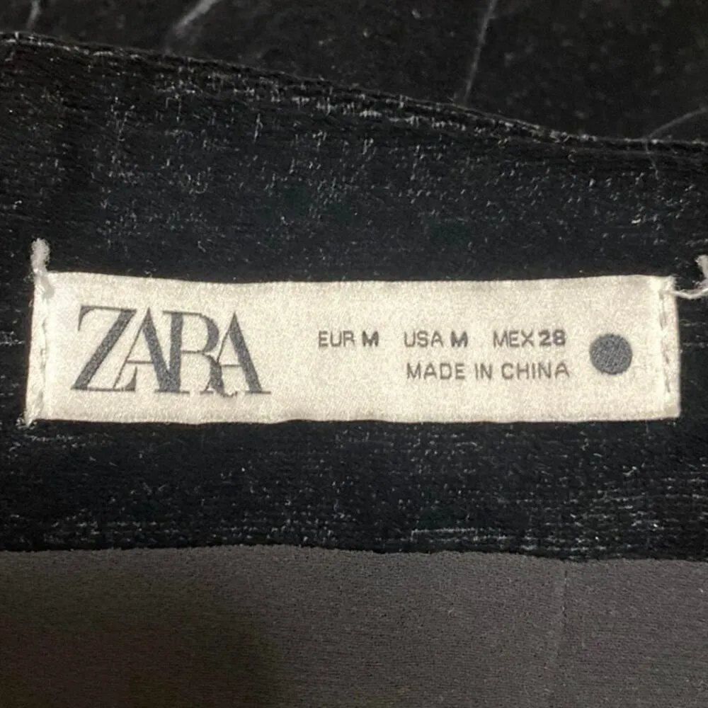 Zara Women's Black Velvet Velour High Waisted Midi A-line Pencil Skort Skirt M - Image 4