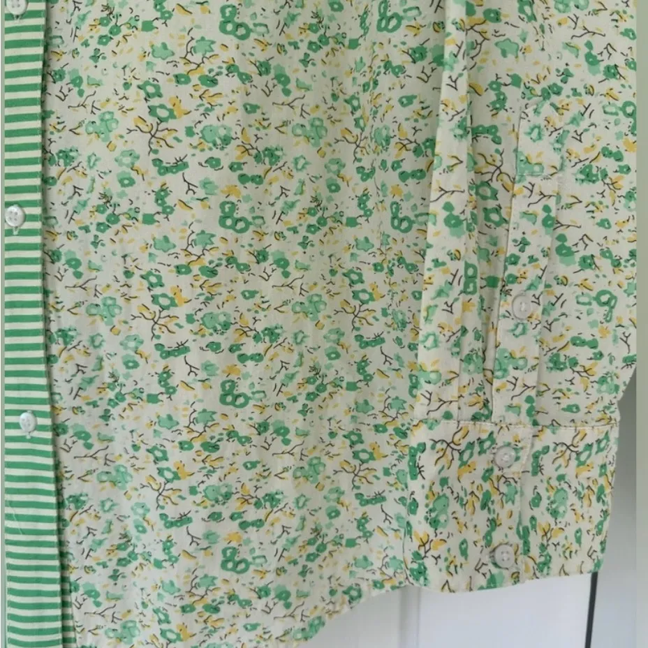 Avec Les Filles Green Striped and Floral Women's Shirt - Image 3