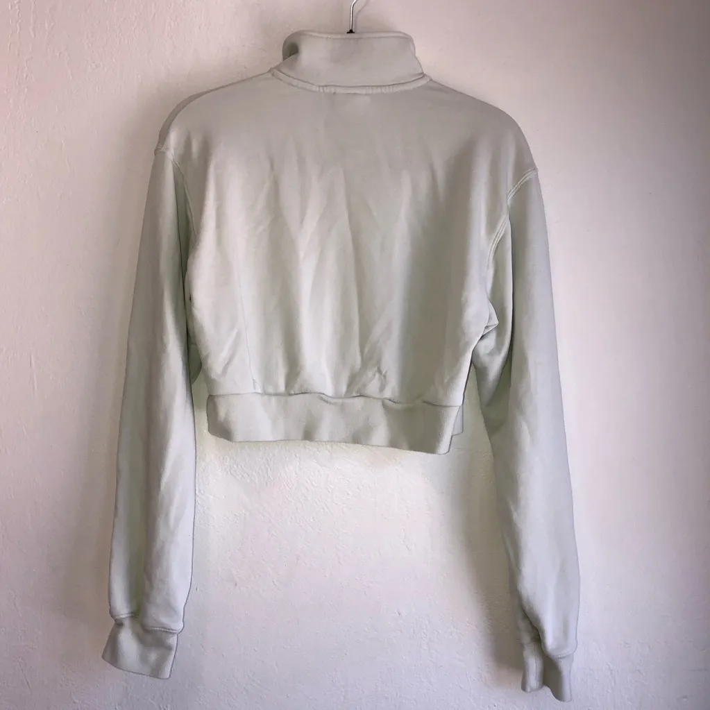 Aritzia TNA The Airy Fleece Perfect Crop 1/4 Zip Sweatshirt Size Small Green - Image 4
