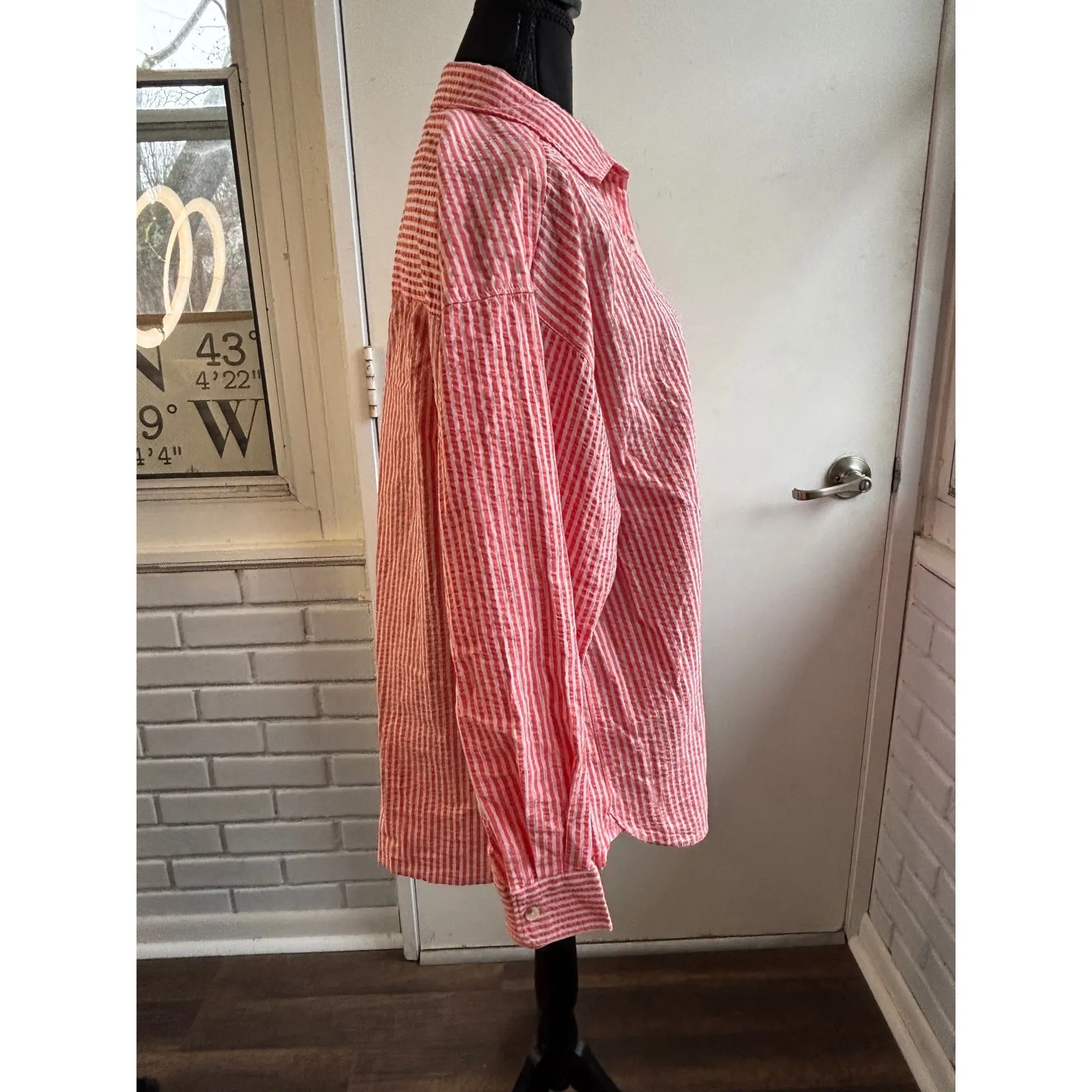 Marine Layer Gracey Oversized Seersucker Shirt Medium vacation coastal beach - Image 4