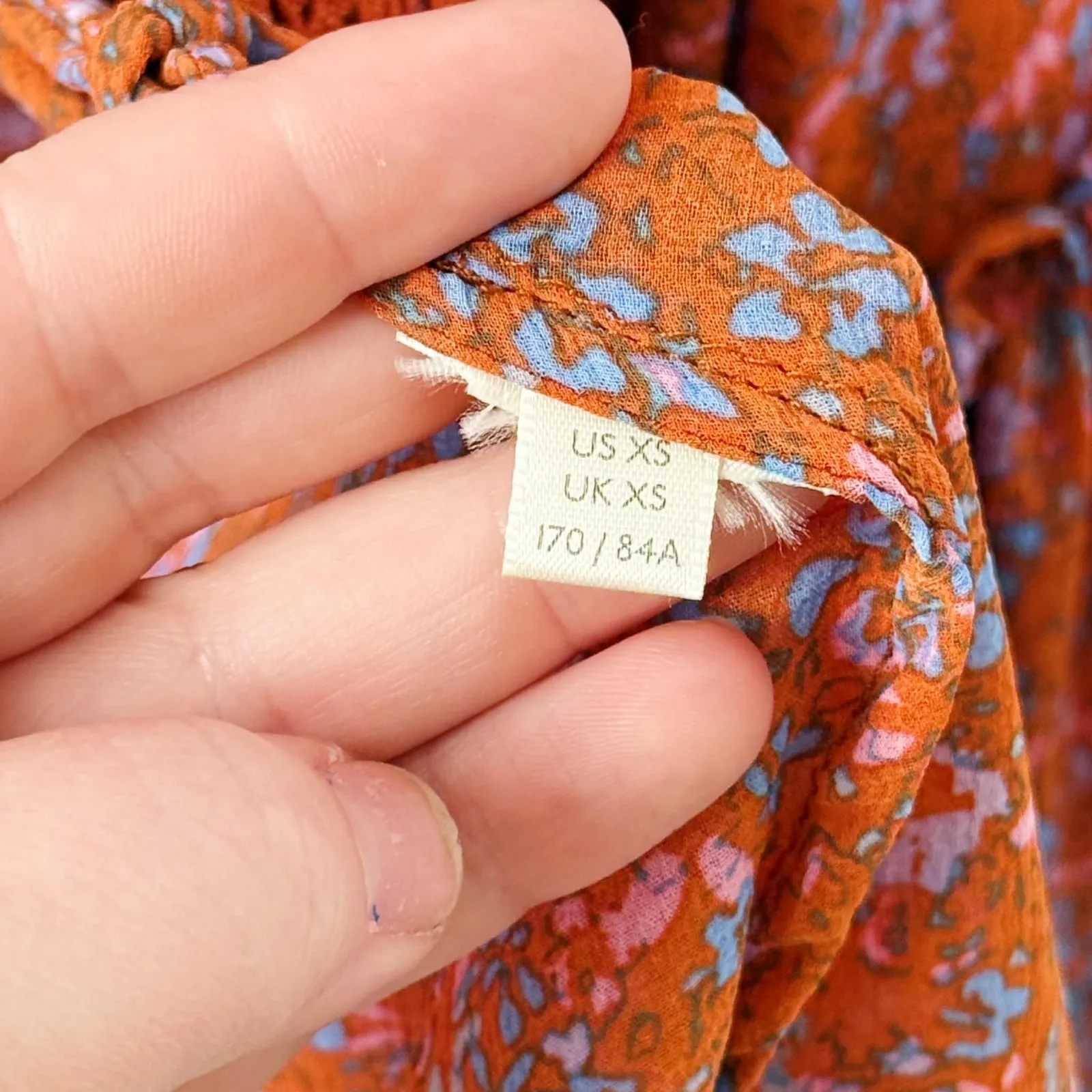 Free People Lola Kimono Wild Red Ditsy Floral Tassel Tie Front Bell Sleeves XS - Image 8