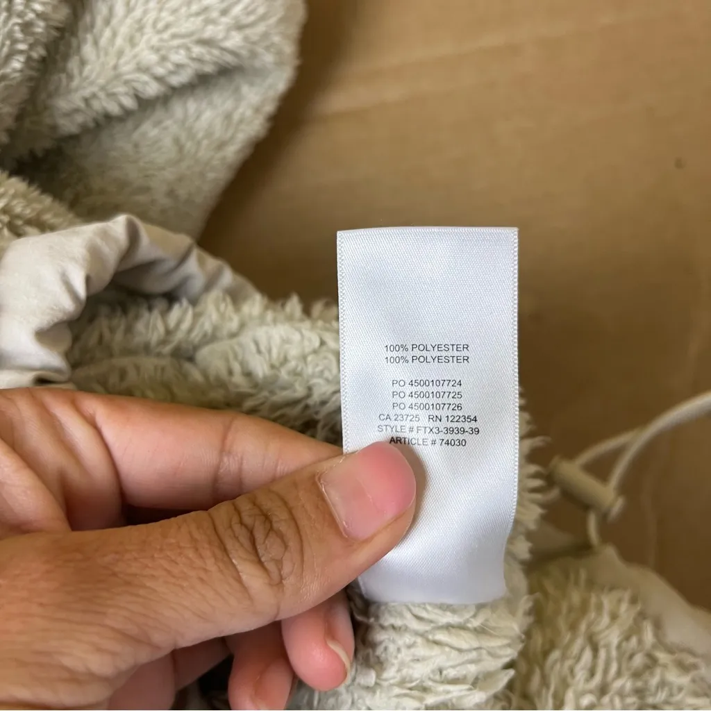 Aritzia TNA Beige Sherpa Zip Jacket - Image 7