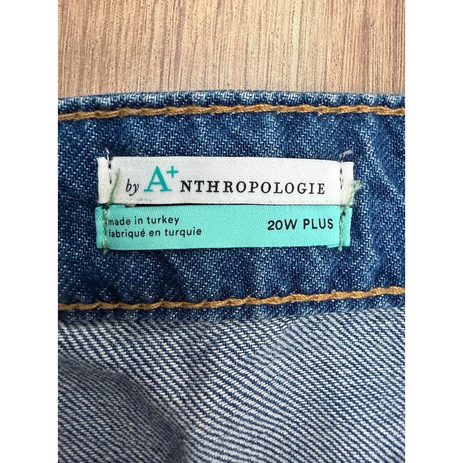 Pilcro Anthropologie The Annie 20W Plus wide leg paint‎ splatter jeans NWOT - Image 4