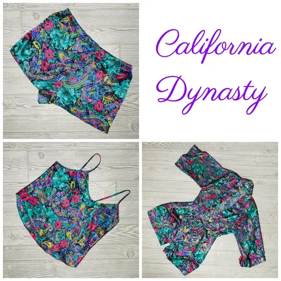 Vintage floral damask print silky pajama set with matching robe shorts top robe Green Size M - Image 2