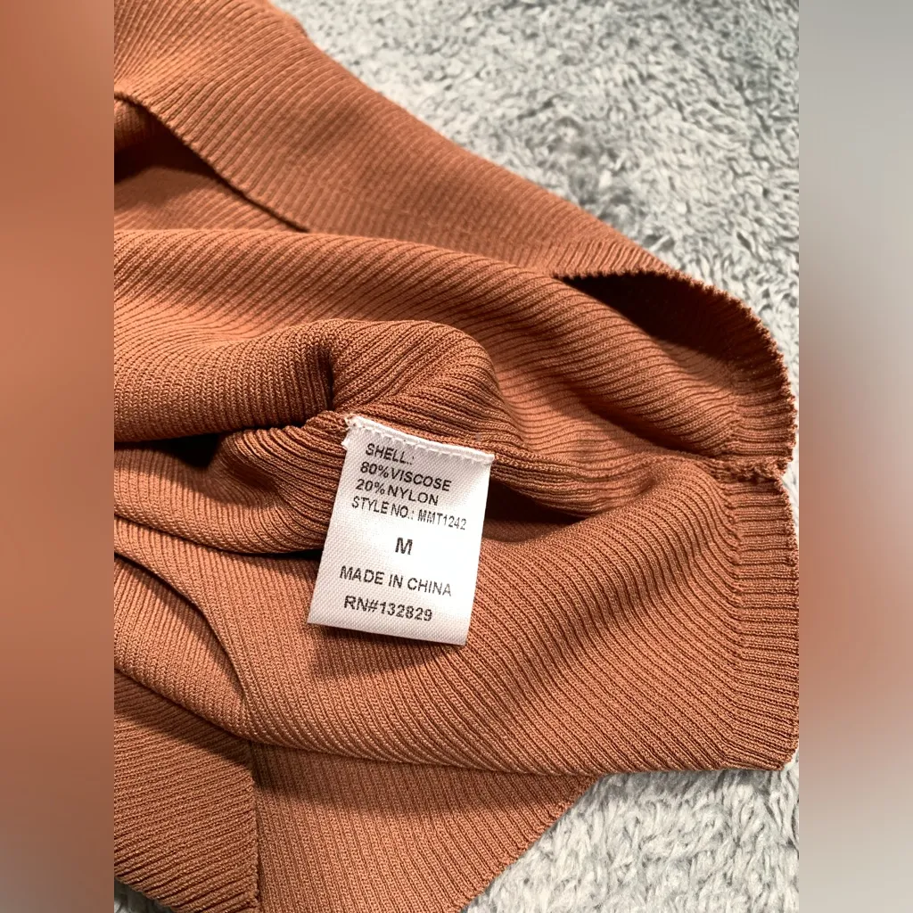 Miou muse Sleeveless Tan tank Top medium - Image 5