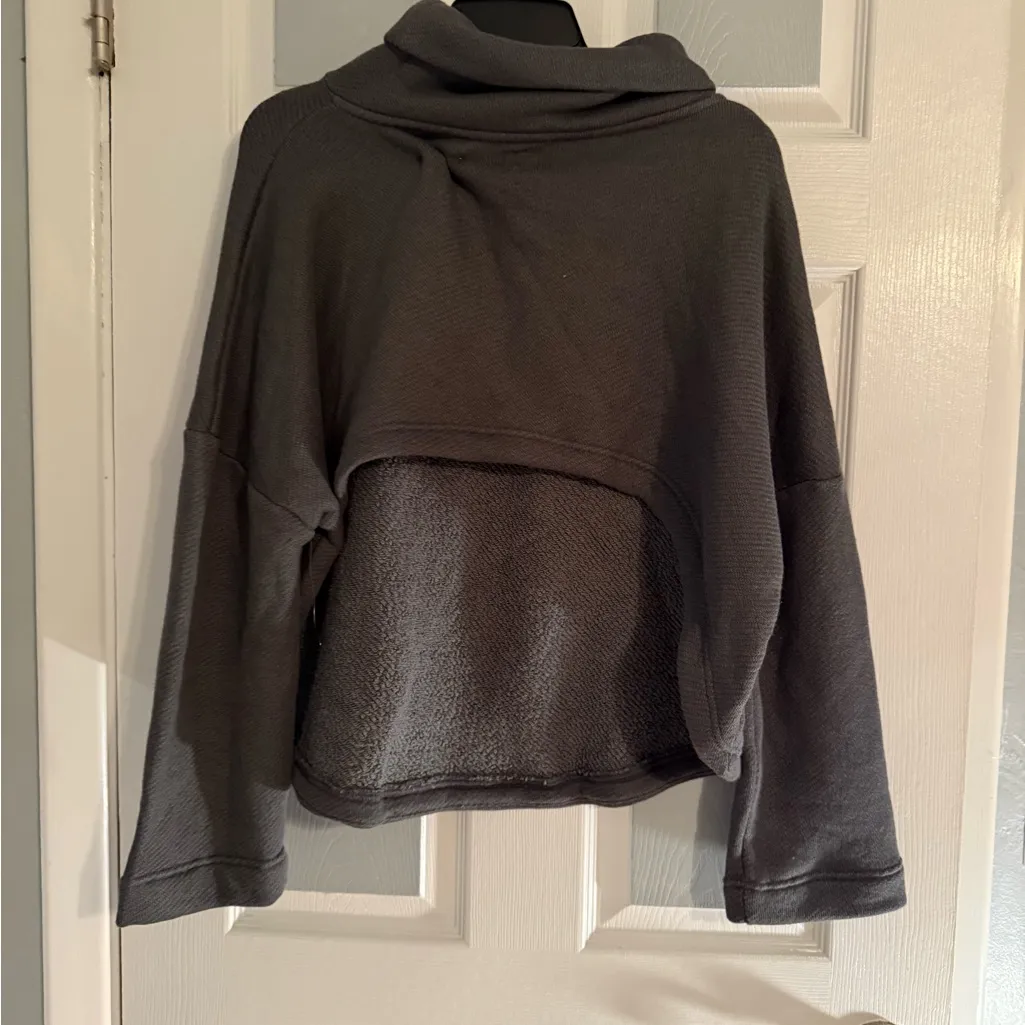 Free People  Miley Reversible Set in Gray - Image 5