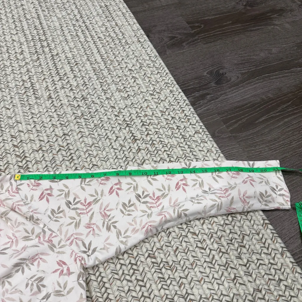 Craft & Barrow Cream Floral Turtleneck Long Sleeve - Image 7