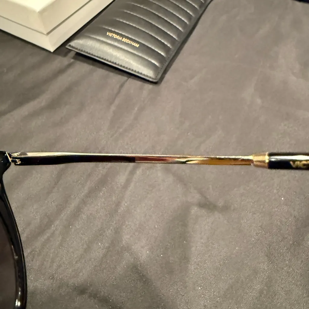 Victoria Beckham VB636S Sunglasses Black with Silver Hardware FULL INCLUSION - Image 15