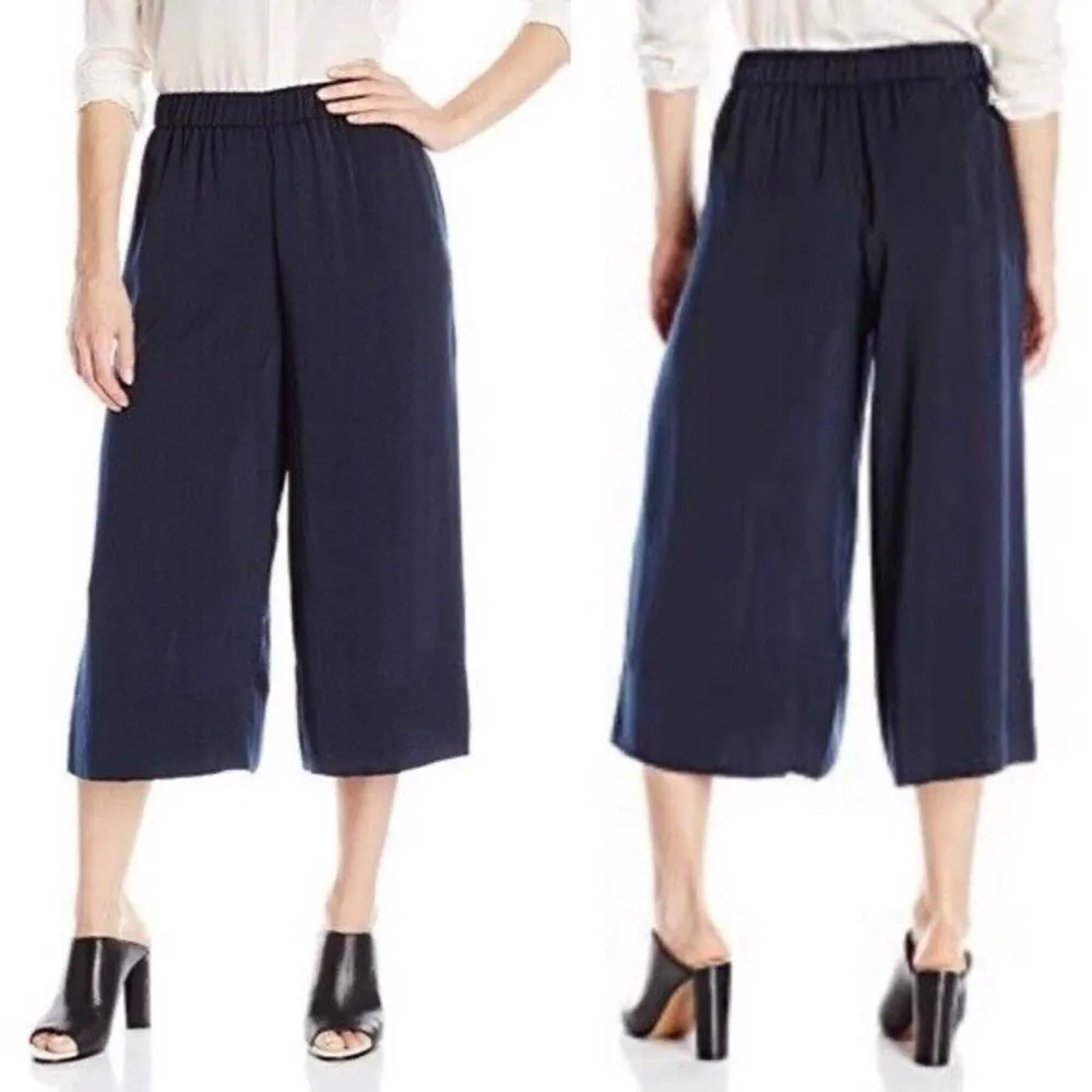 NEW Vince Navy Blue Silk Satin Effect Wide Leg Crop Pants Culottes Size L - Image 2