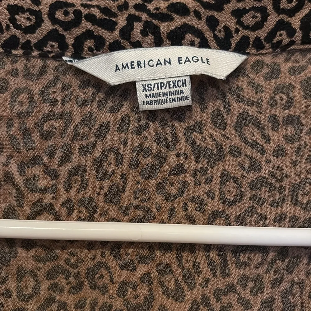 AE cheetah long sleeve Brown Size XS - Image 2