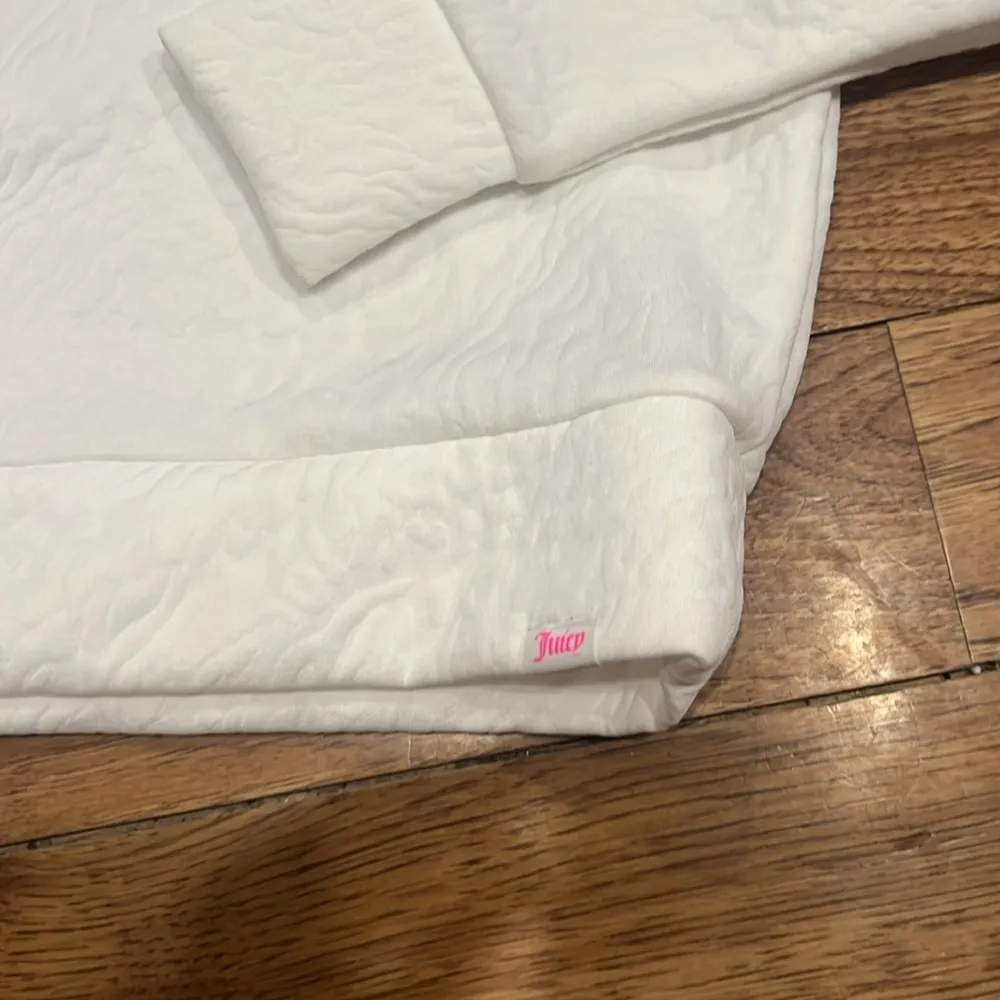 NWOT Juicy Couture Quilted sweatshirt - Image 3