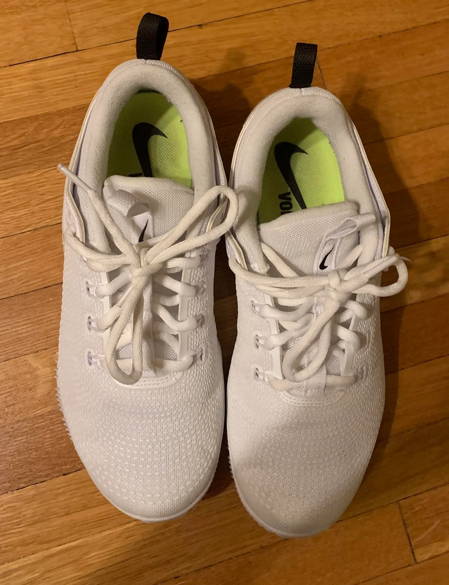 Nike Volleyball Shoes - Image 2