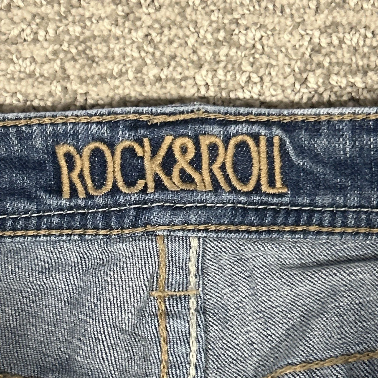 Rock & Roll Jeans Womens 29x33 Rival Low Rise Botocut Medium Wash Cowgirl Rodeo - Image 3