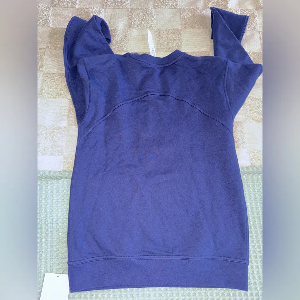 Lululemon All Yours Crew Size 4 - Image 5