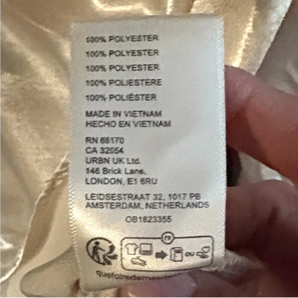 EUC Free People Shooting For The Moon Satiny Button Front Top Champagne Small - Image 7