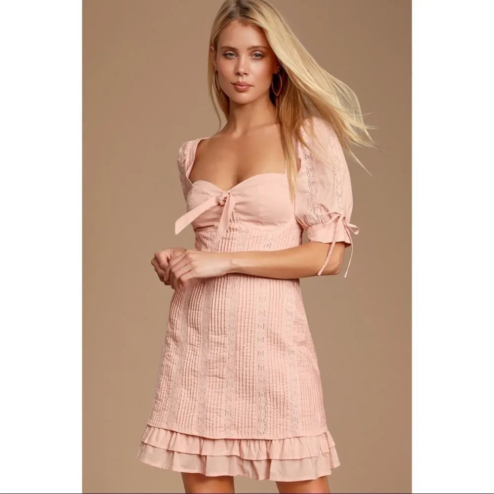 ✨RYLEIGH TIE-FRONT PLEATED LACE MINI DRESS✨ - Image 4