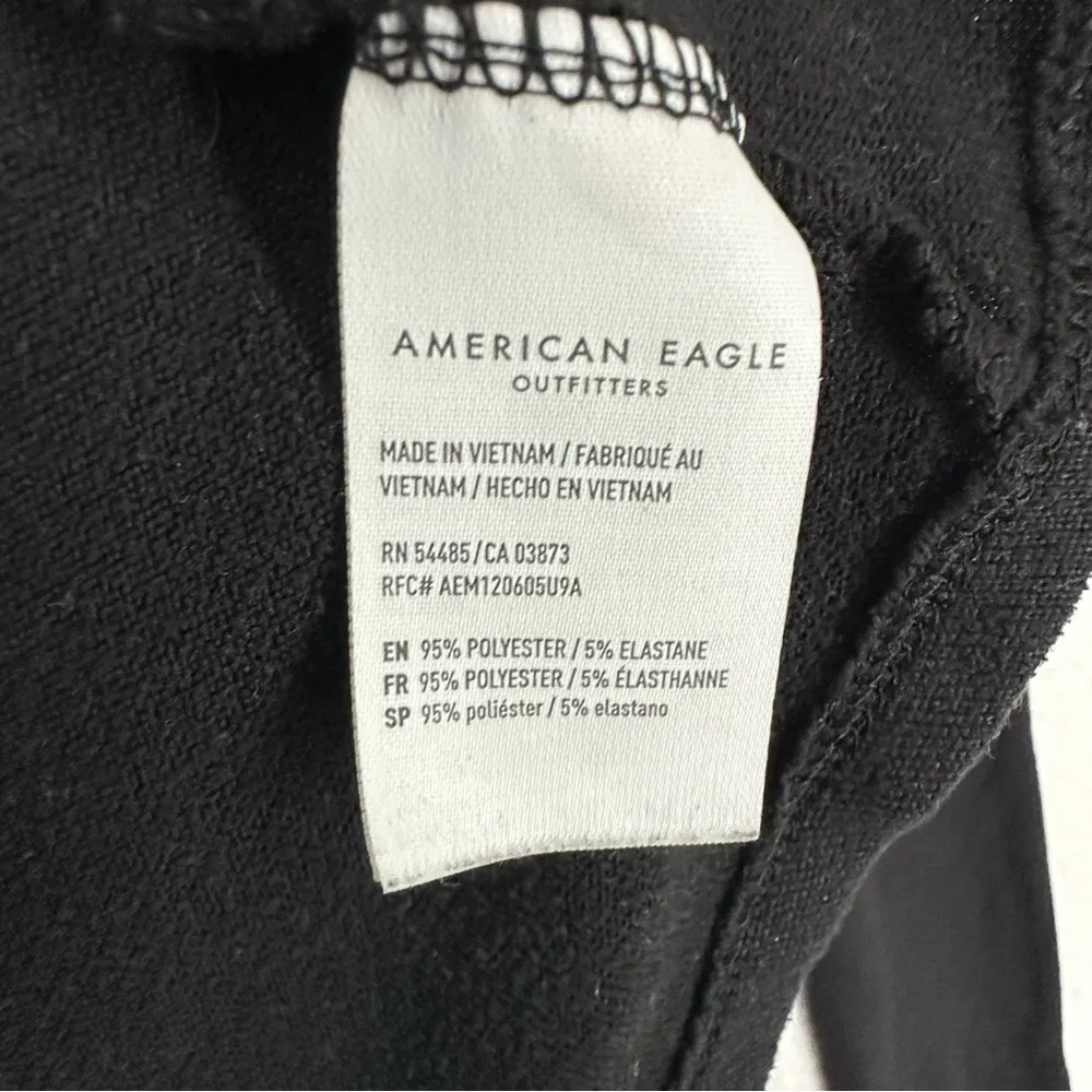 American Eagle Soft and Sexy Plush V Neck Long Sleeve Shirt Womens Small Black - Image 4