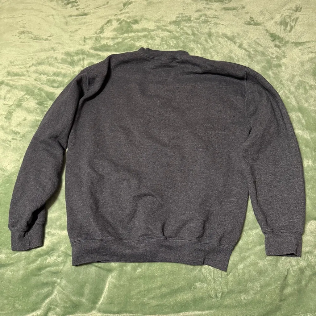 Gildan Skeleton Graphic Sweatshirt Gray Unisex M - Image 4