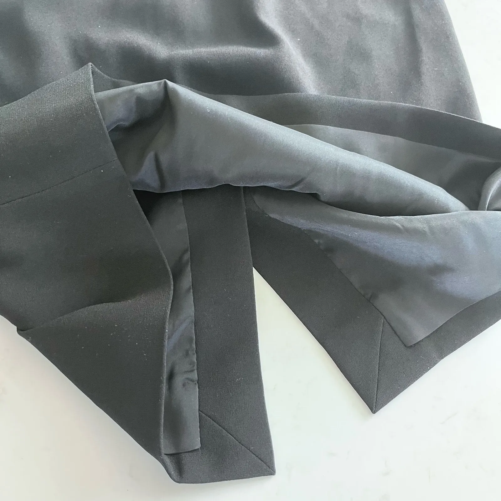 Paule Ka Long Sleeve Peplum Colorblock Sheath Dress White Black Size 38/US 6 - Image 7