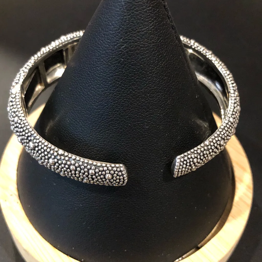 MICHAEL DAWKINS Starry Night Caviar Beaded Sterling Silver Cuff Bracelet - Image 12