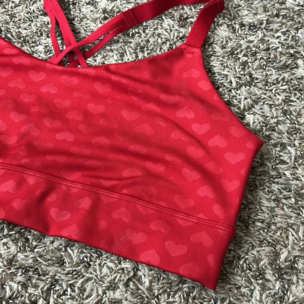 Balance Collection Red Heart Sports Bra Sz XL - Image 2