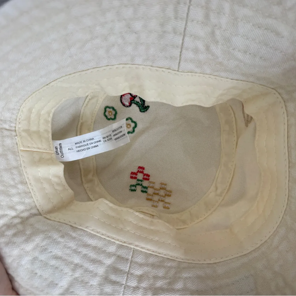 Urban outfitters Poppy Embroidered Bucket Hat butterfly cherry smiley face sand - Image 5