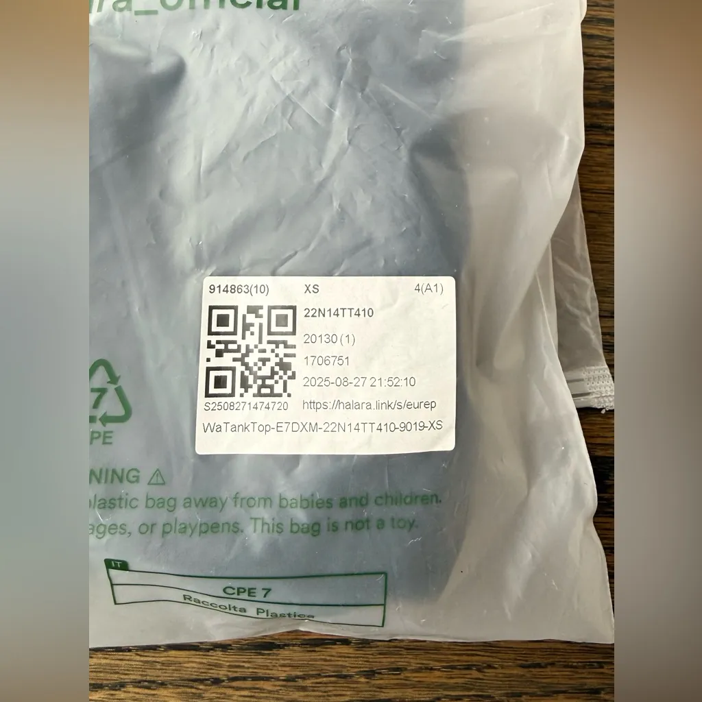 Halara UltraSculpt Cropped Yoga Tank Top Carbon Blue XS NWT - Image 10