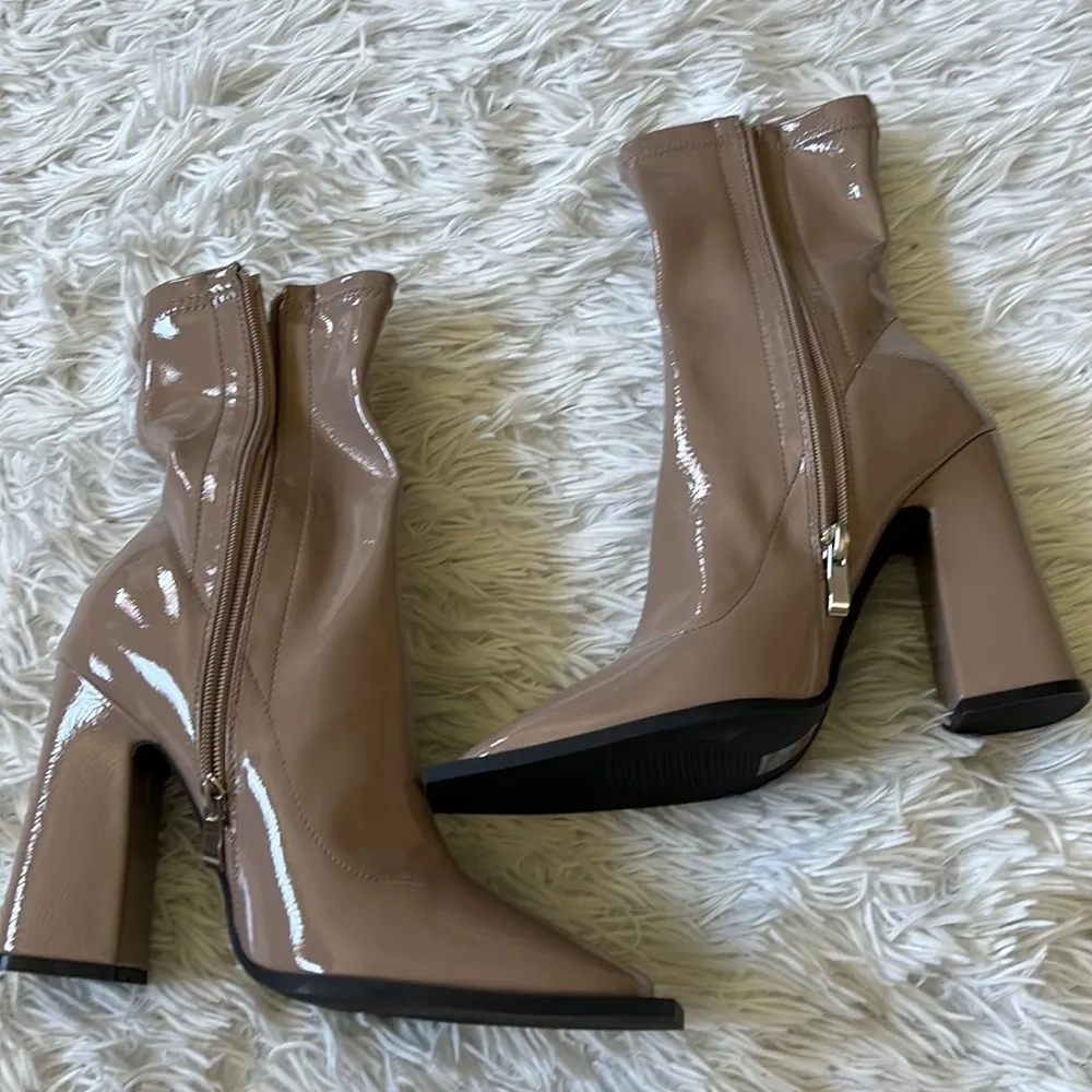 Princess Polly Women’s Valencia Taupe Crinkle Heeled boots size 8 - Image 9