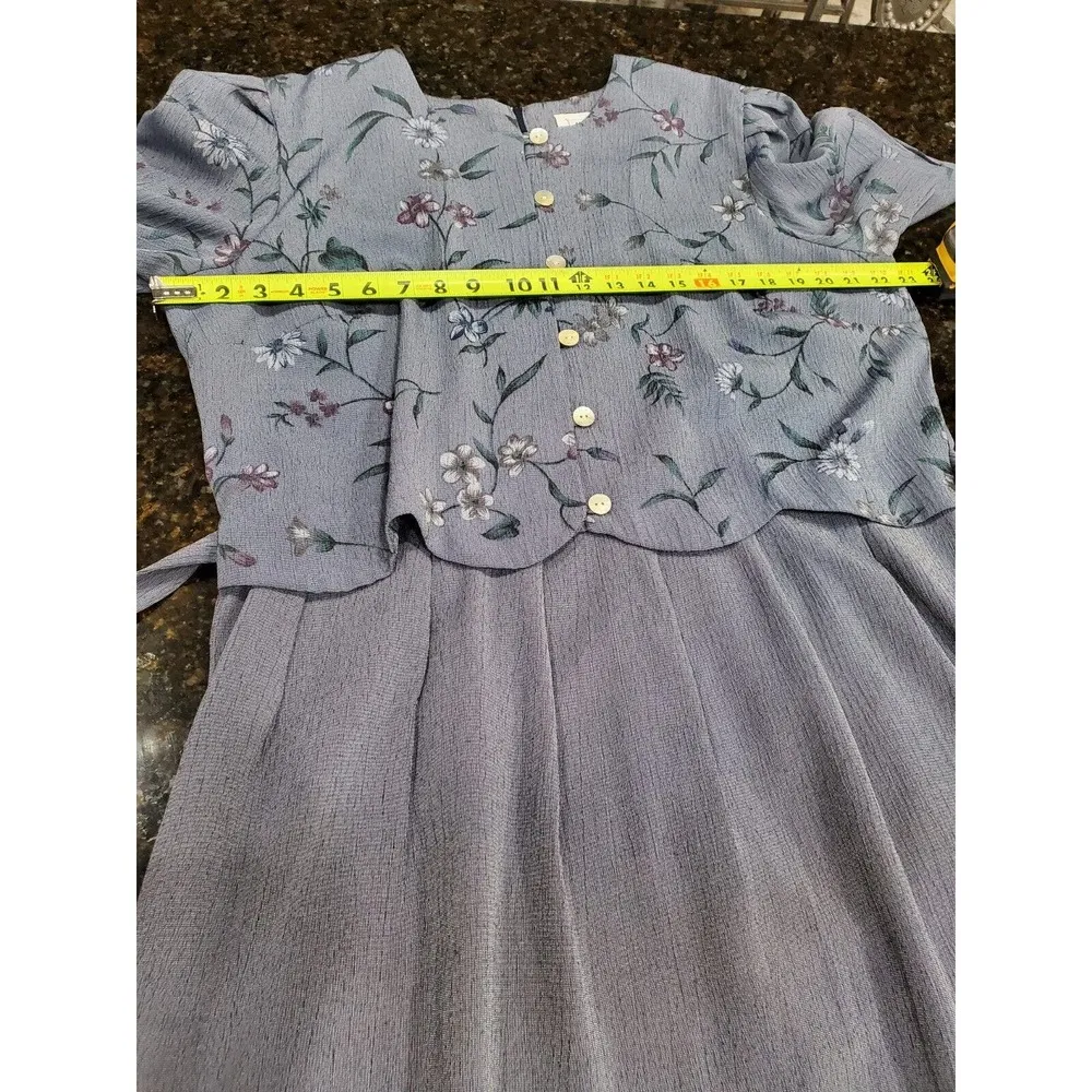 Miss Dorby Women Gray Floral Polyester Round Neck 3/4 Sleeve Knee Length Dress Size undefined - Image 8