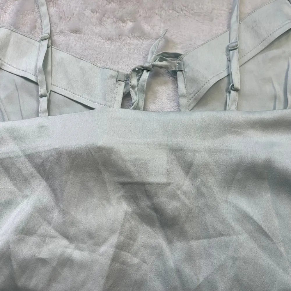 Urban Outfitters Daisy Street Satin Tie Front Cami Crop Top Women's Size XL Blue - Image 7