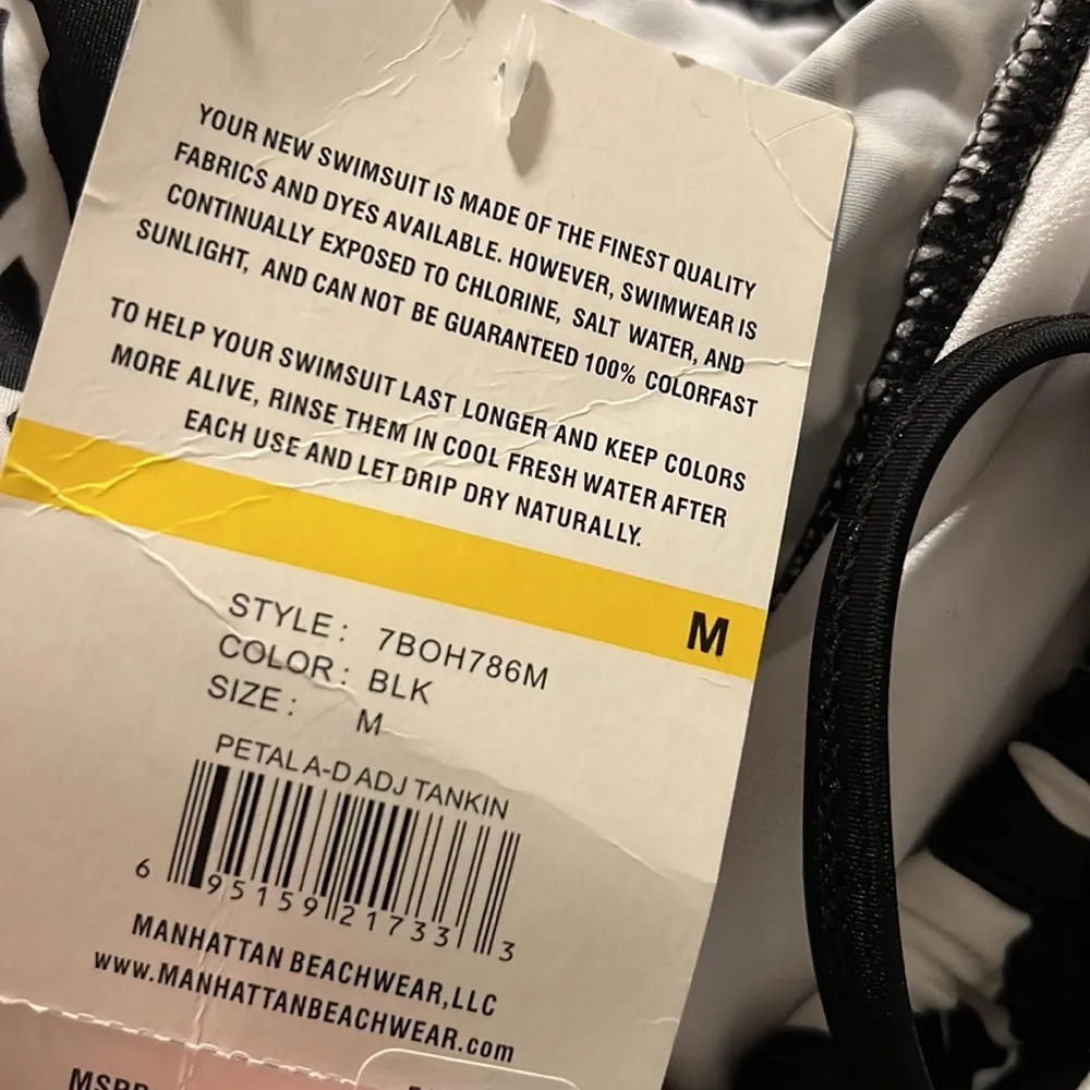 Ocean Avenue medium tankini swim top adjustable straps no padding no wires nwt Black - Image 5