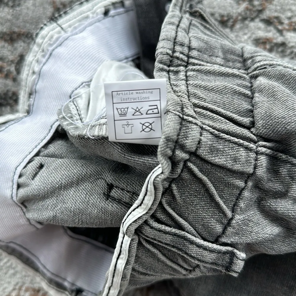 Denim Elastic High Waist Cuffed Shorts Black Large - Image 6