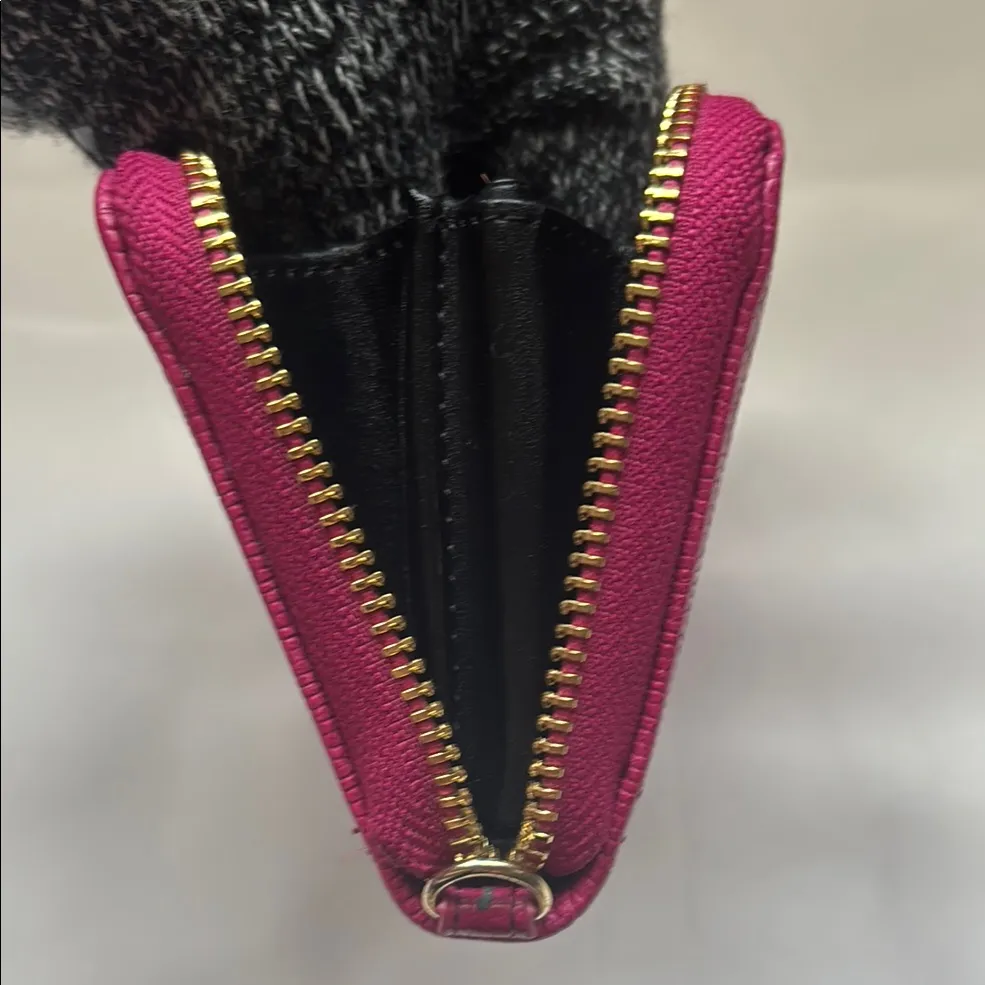 Armani Exchange Textured Wallet Pink GUC - Image 8