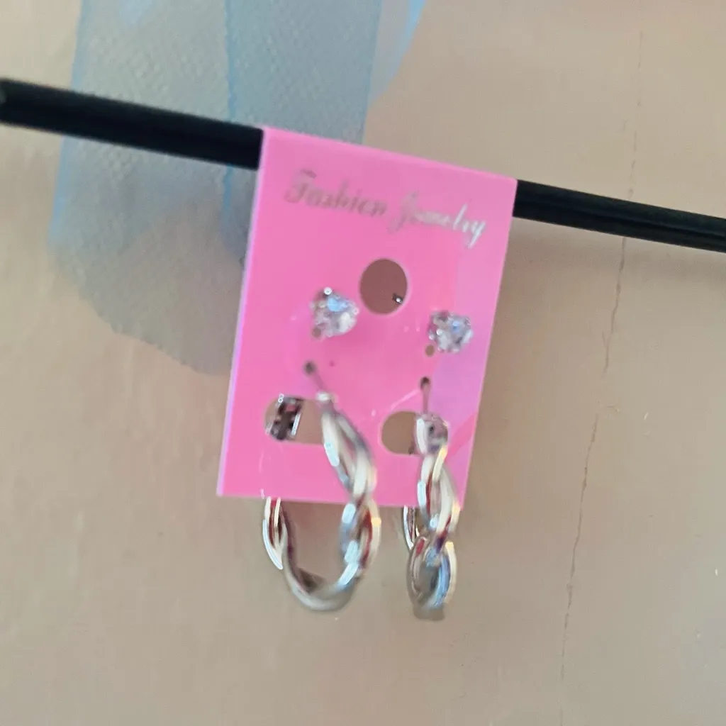 Women’s Silver 1 inch Twisted Hoops and Crystal Stud Earring Set NIP - Image 2