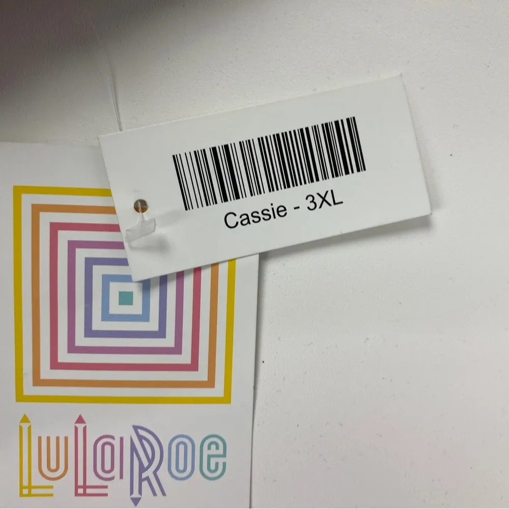 LuLaRoe NWT Cassie Skirt Plus Size 3XL - Image 2