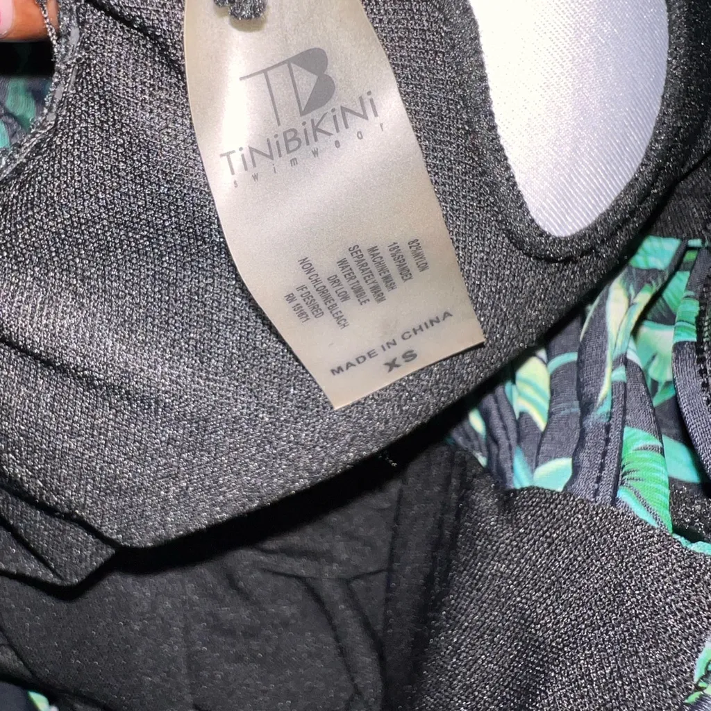 TiniBikini🦎Tropical Off Shoulder One Piece🌵 - Image 4