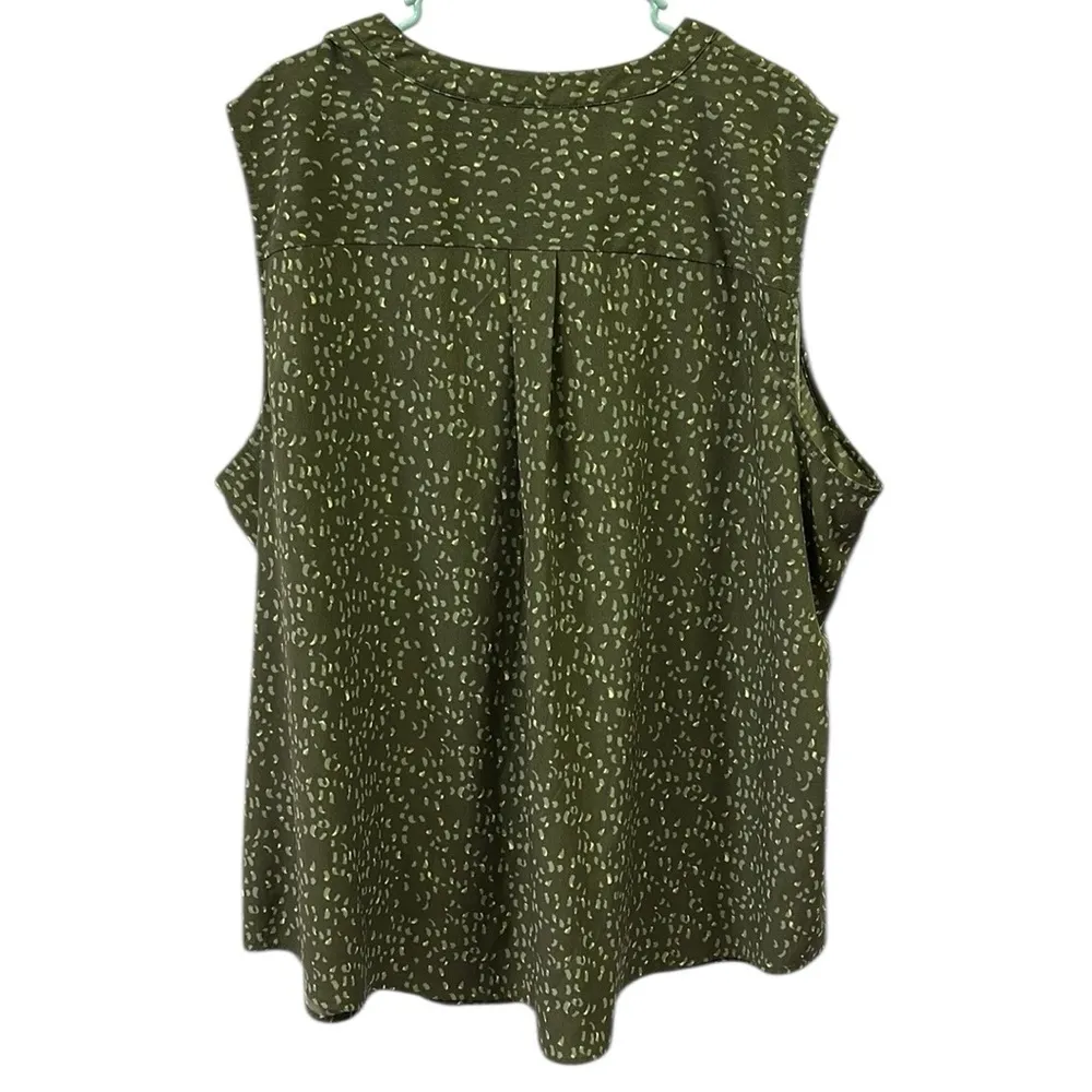 Evri Sleeveless Button Front Double Pocket Tunic Utility Shirt Blouse Size 4X Green - Image 10